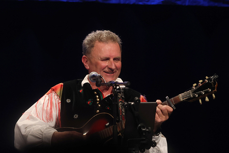 KONCERT ANSAMBLA JELEN 32 FOTO LJUBO VUKELIČ